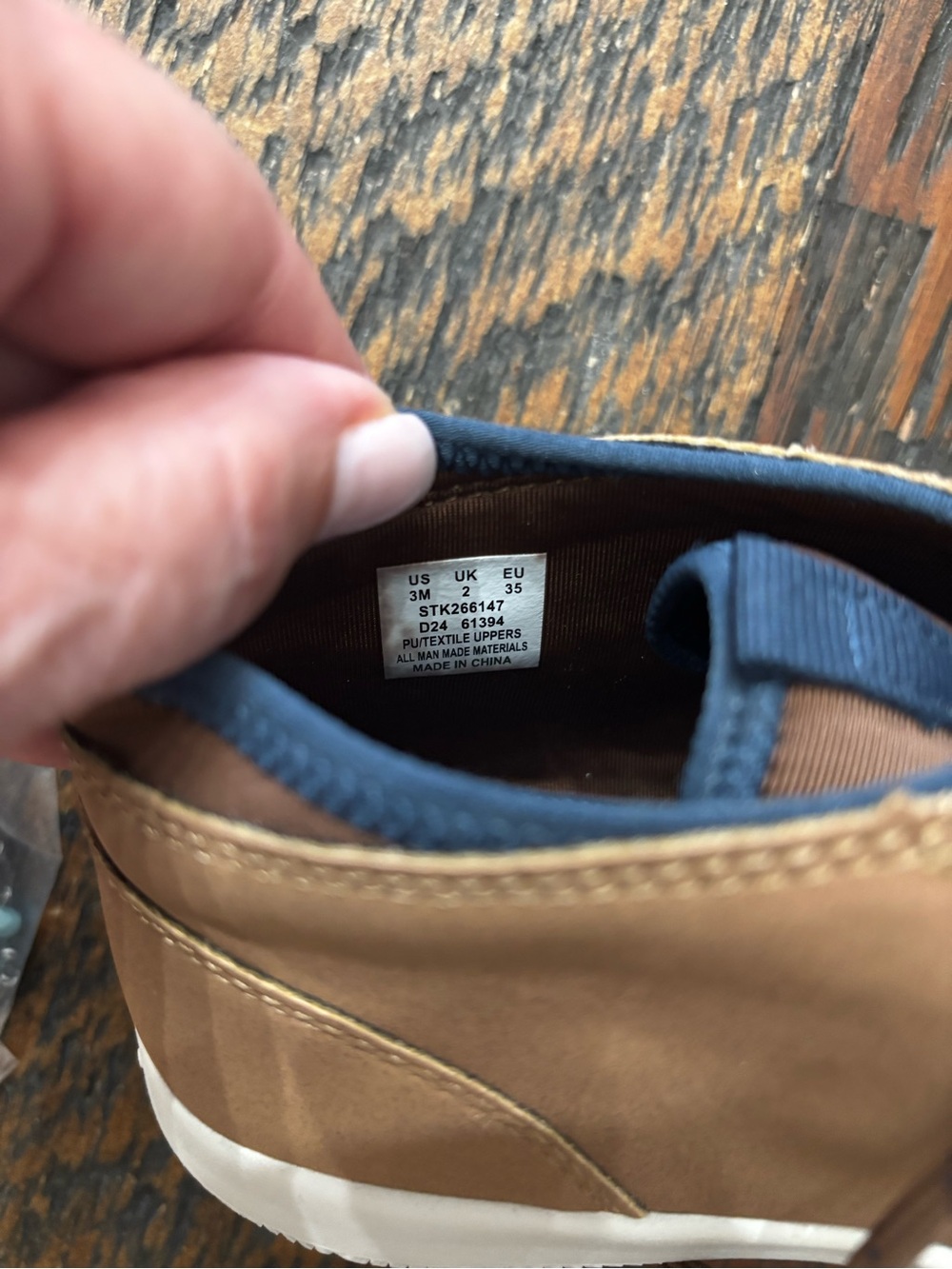 Sperry Boys chukka boots size 3 - Picture 6 of 7